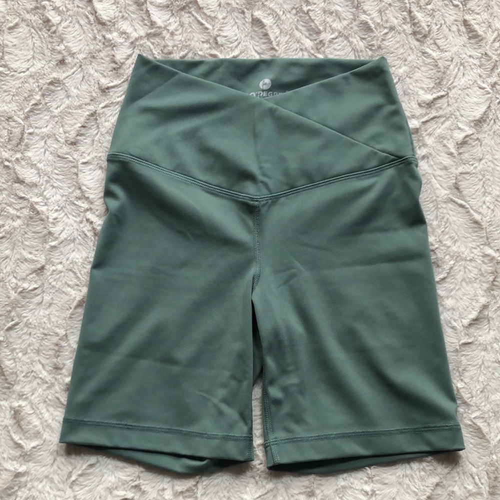 90 Degree by Reflex Women's Green Bike Yoga Shorts